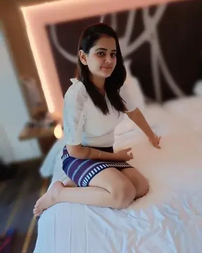 Call Girls Senapati Bapat Road Cash On Delivery