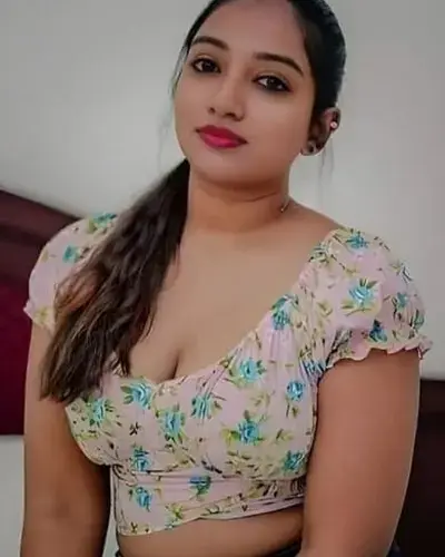 Call Girls Senapati Bapat Road Cash On Delivery